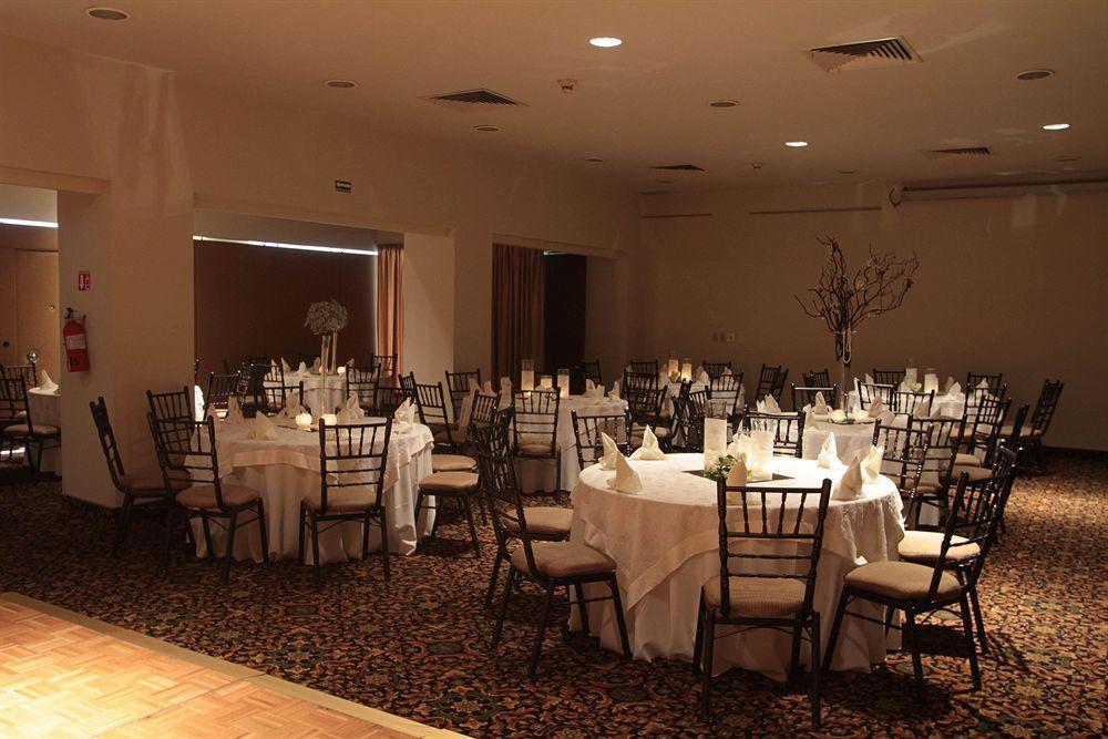 Holiday Inn Monterrey Norte By Ihg San Nicolas de los Garza Ресторан фото